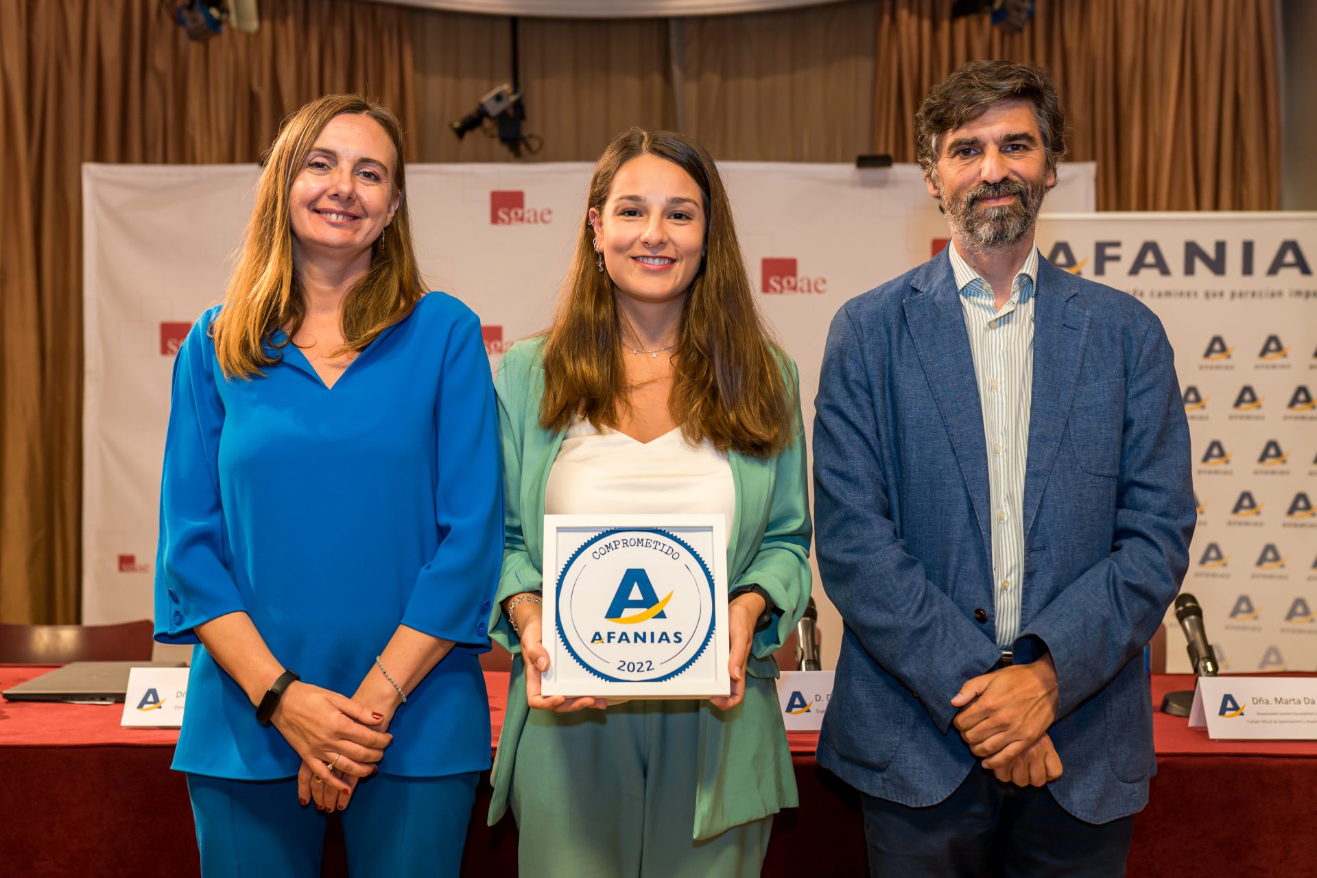 Reconocimiento a Sodicam España. Renault España Comercial. Recoge Rebeca García.