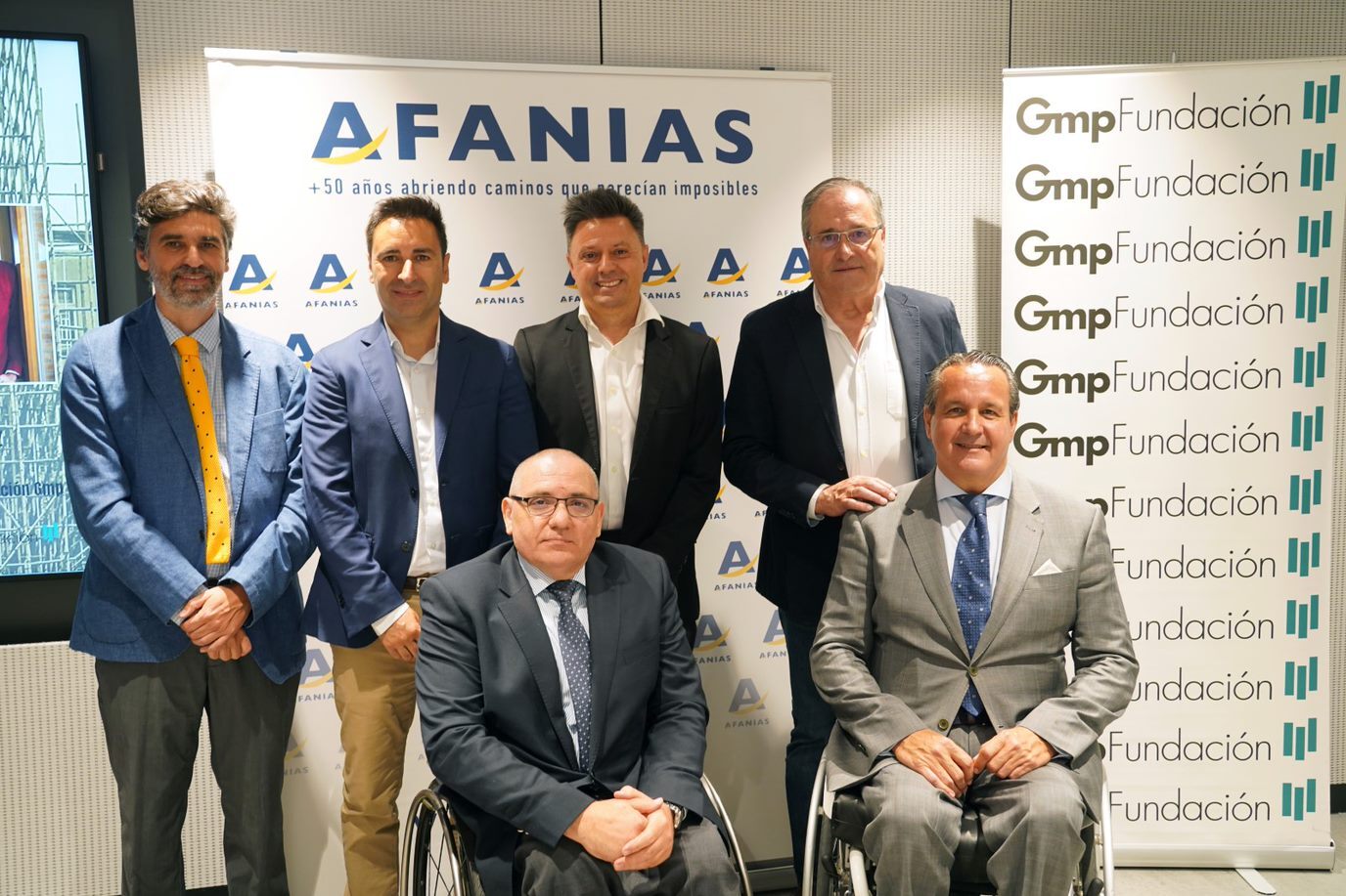 (De izda a dcha.) Juan Manuel Alberquilla (Director General de AFANIAS), Javier Luengo (Director General de Plena Inclusión), Francisco Fernández (Director Fundación GMP) Paco Recio (Presidente de AFANIAS), Óscar Moral (Presidente de CERMI Comunidad de Madrid) e Ignacio Tremiño (Director de Atención a Personas con Discapacidad de la CM)