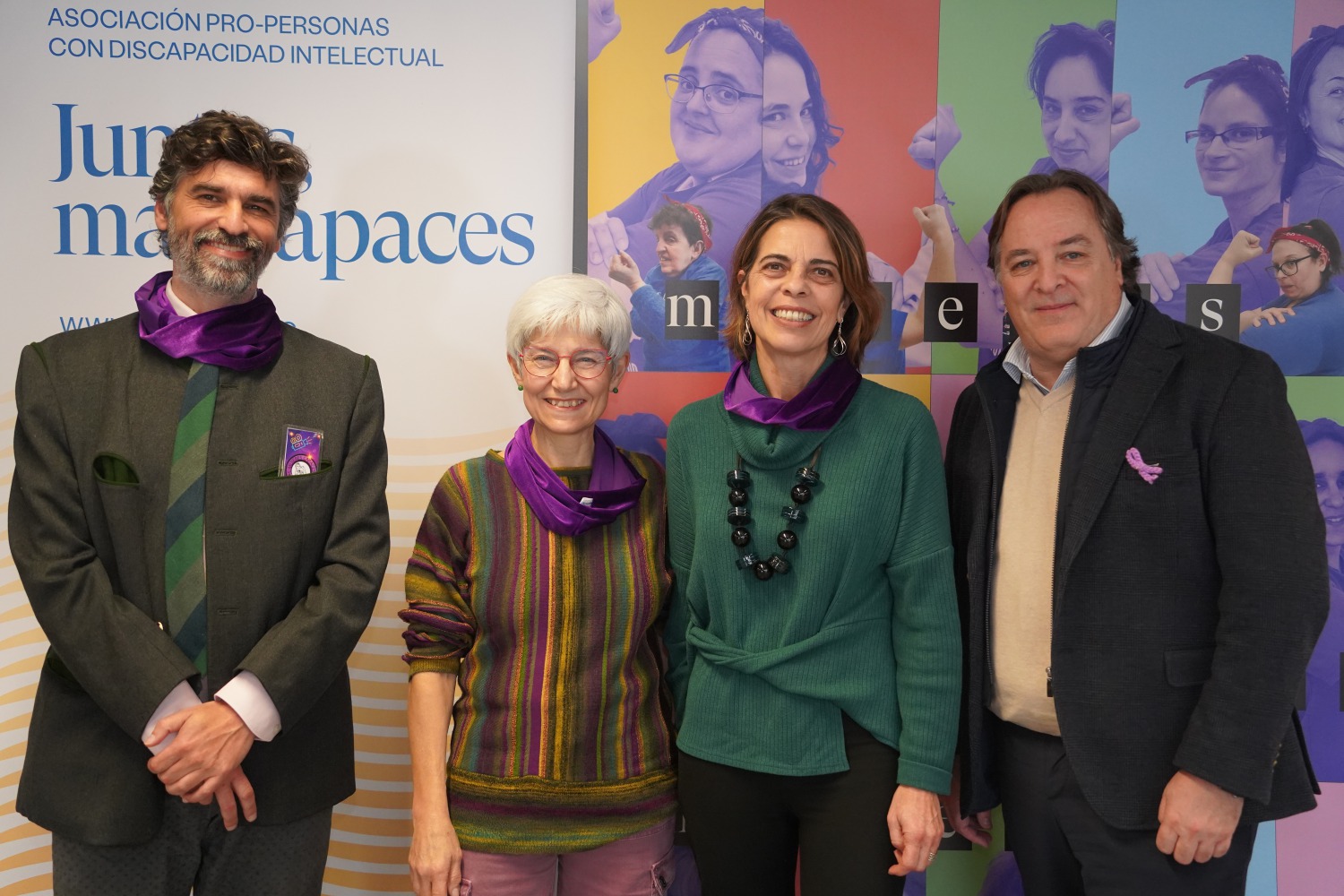 (empezando por la izquierda) Juan Manuel Alberquilla, Director General de Afanias; Isabel García, Presidenta de Afanias; Silvia Sánchez, Directora de Estrategia y Desarrollo de Plena Inclusión Madrid y Jaime González Taboada, Concejal-Presidente de la Junta Municipal del Distrito de Chamberí.